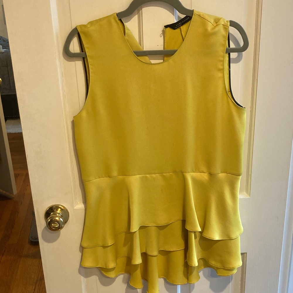 Zara medium Mustard Sleeveless Peplum Blouse, few small stains and piling